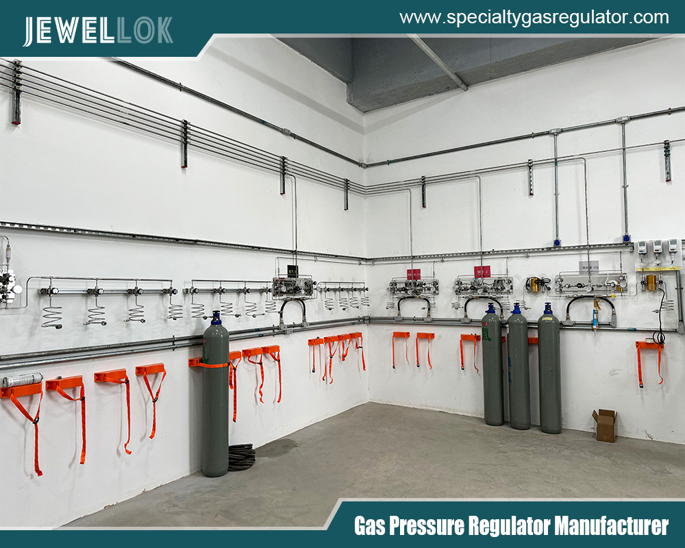 uhp 316l stainless steel gas pressure regulators