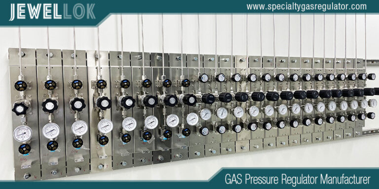 ultra high purity gas pressure regulators