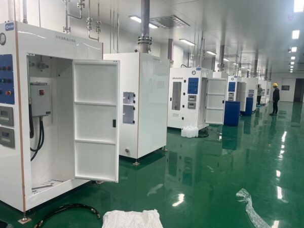 Ultra-High Purity CDS and CDM Chemical Delivery and Dilution for Semiconductor Manufacturing (6) Ultra High Purity Diaphragm Valves and Pressure Regulators for Reliable Ultra High Purity Liquid Chemical Handling Systems
